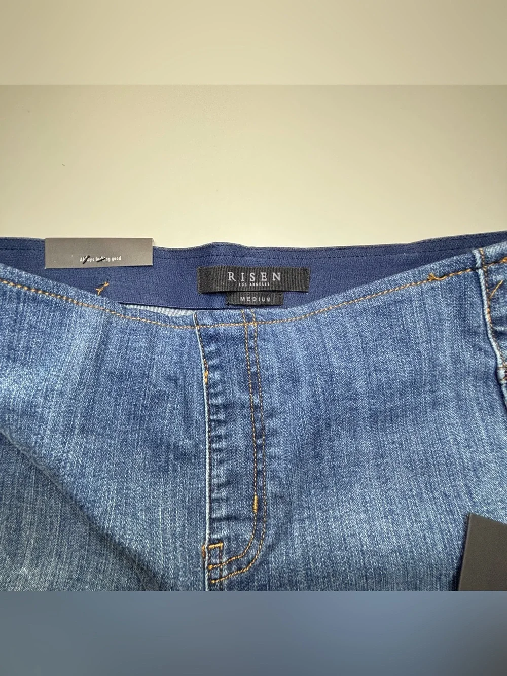 RISEN Pull On Denim Shorts Raw Hem Stretch Bermuda 8” Inseam Medium NWT - Picture 3 of 9
